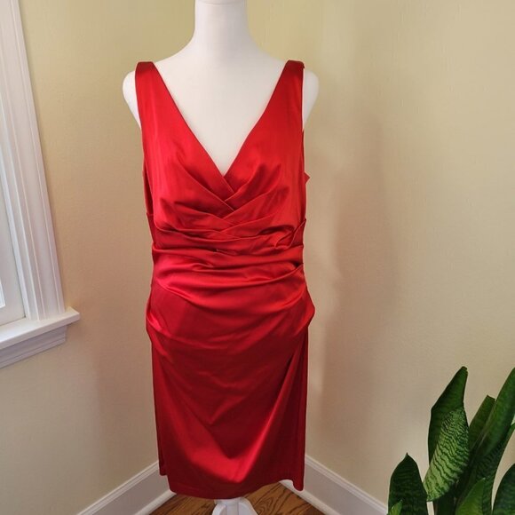 Boston Proper Sleeveless V-Neck Form Fitting Satin Red Dress Womens Siz 12 - Picture 2 of 14